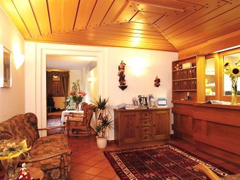 קפרון Pension Bergheil מראה חיצוני תמונה